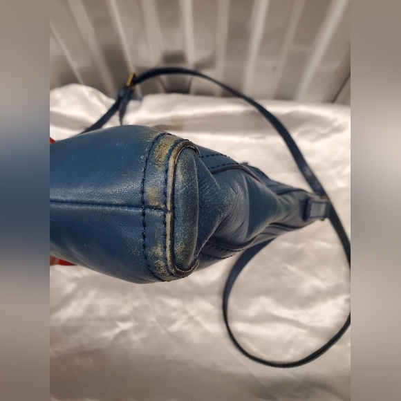 Fossil Leather Crossbody Bag - Picture 5 of 11